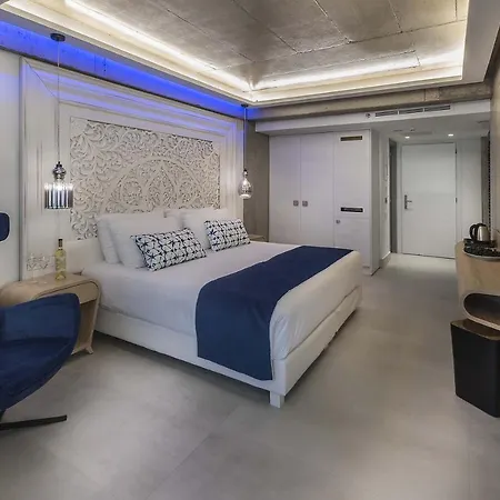 Ξενοδοχείο Glaros Royal 4*