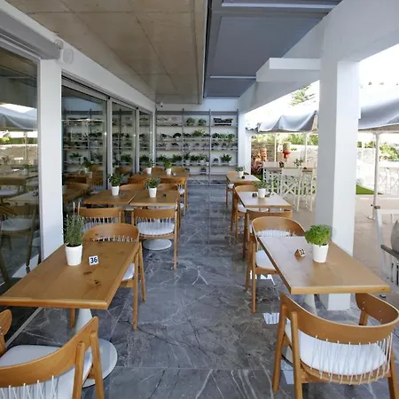 Hotel Glaros Royal