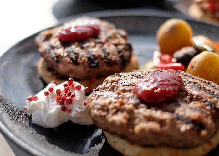 Ξενοδοχείο Glaros Royal